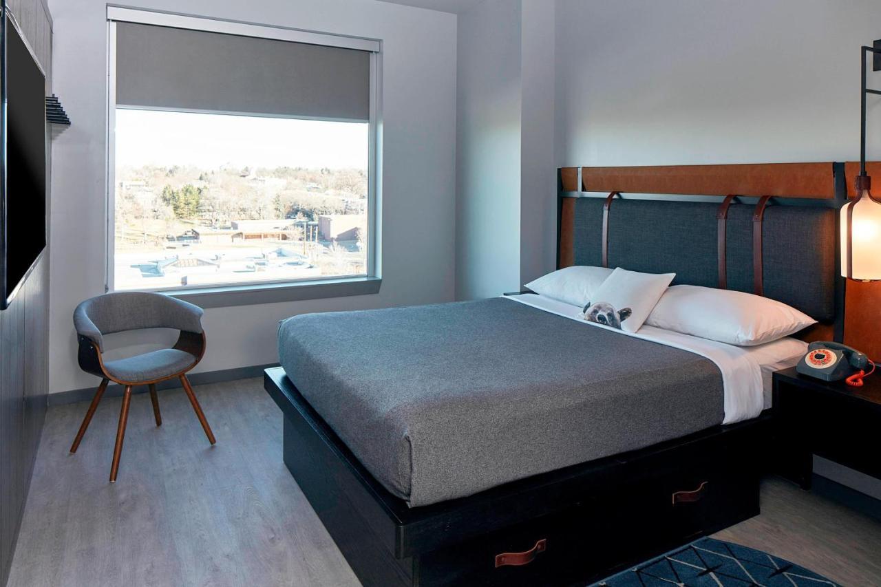 Moxy Denver Cherry Creek Ξενοδοχείο Εξωτερικό φωτογραφία